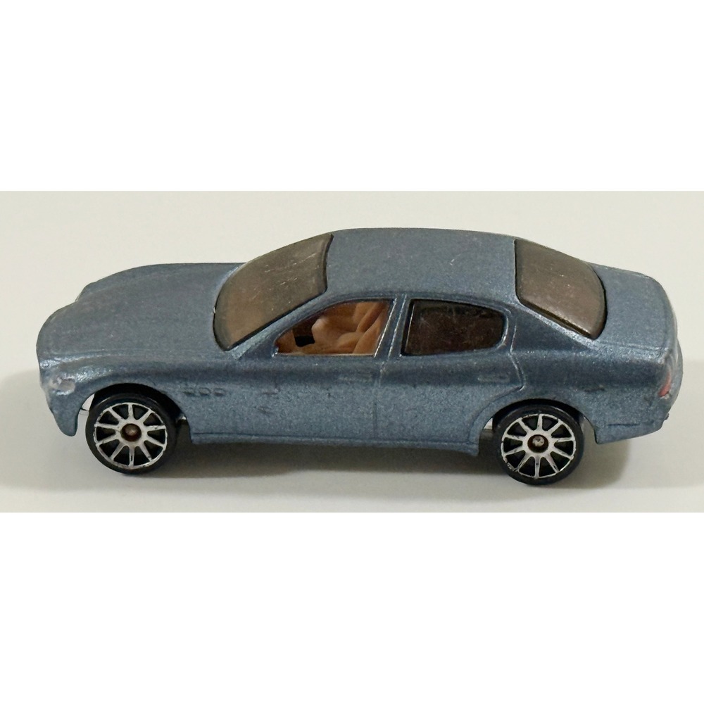 Hot Wheels Diecast Car Kids 1:64 Blue Maserati Quattroporte Sedan 2003 Mattel